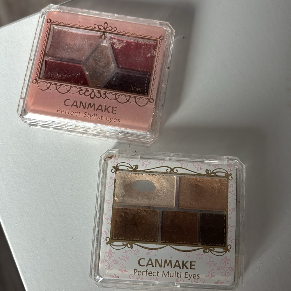 Canmake eyeshadow duo
